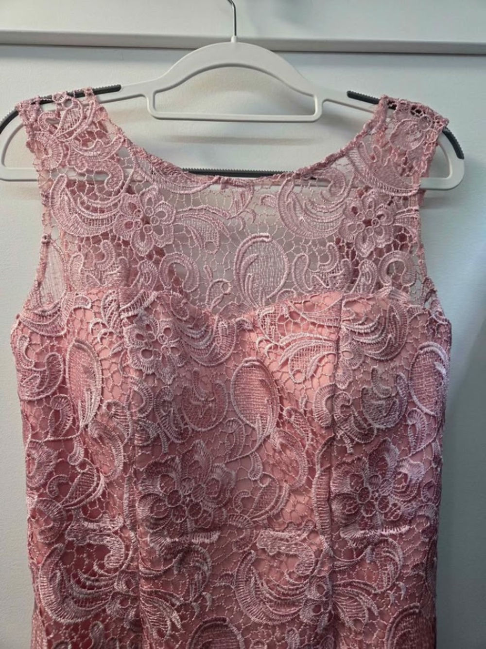 Pink Lace Knee-Length Cocktail Dress with Matching Shawl - Picture 7 of 8